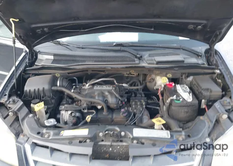 2010 Chrysler Town & Country Touring Plus из США, поврежденный, VIN 2A4RR8D19AR398857